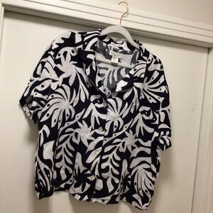 Womens Rachel Zoe 100% Linen Black and White Tropical Button Up Shirt
